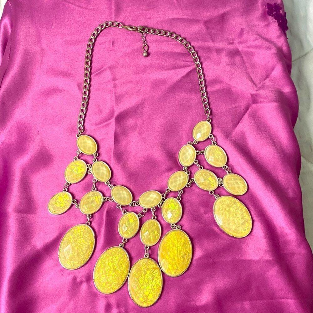 Stunning Statement Necklaceseevideo - image 2